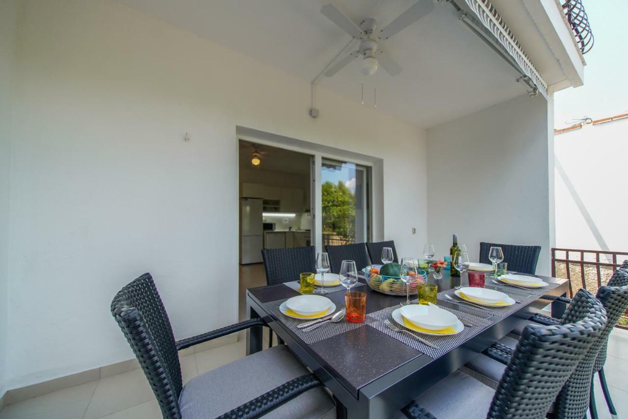 Guesthouse Klara Duba Stonska Ngoại thất bức ảnh