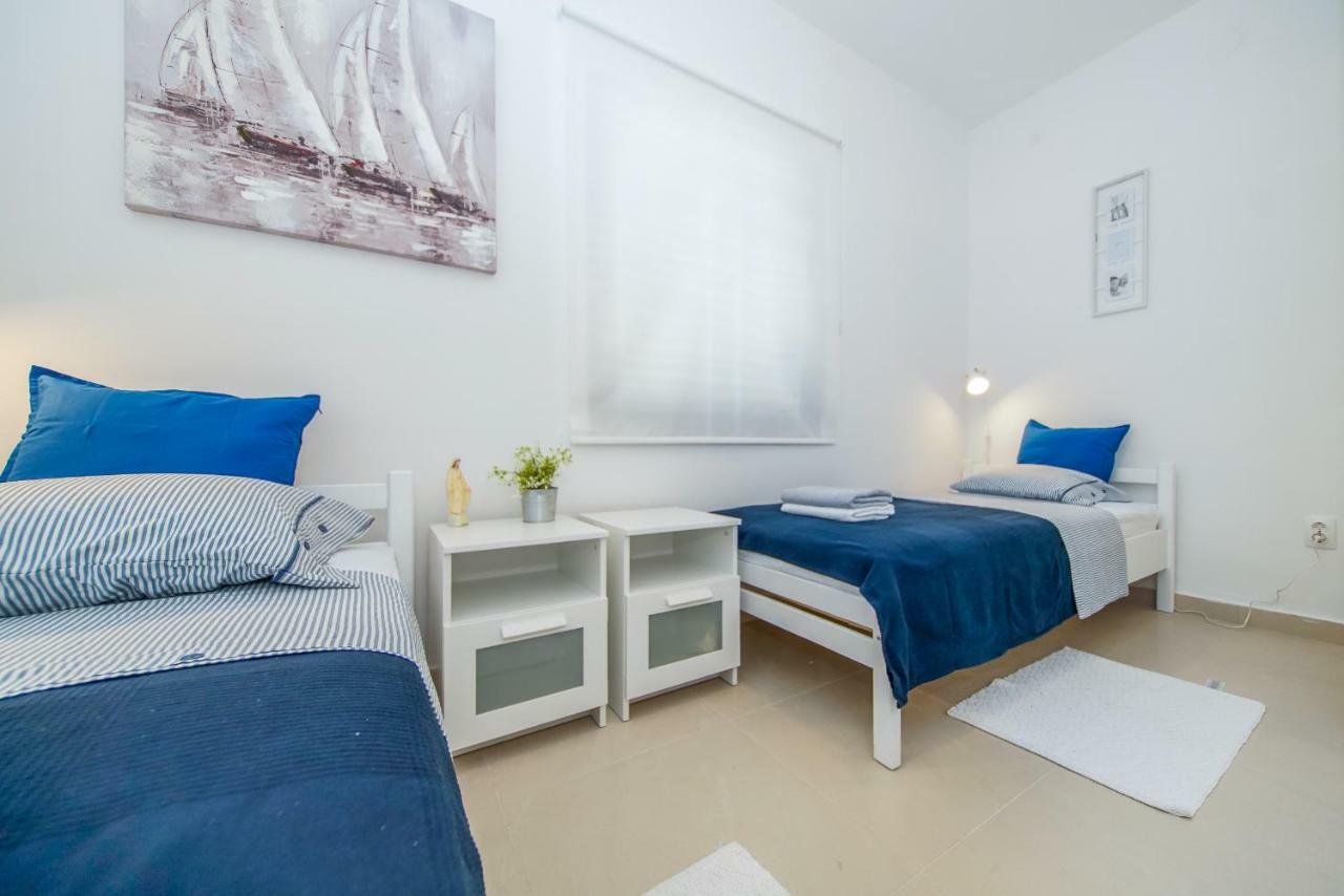 Guesthouse Klara Duba Stonska Ngoại thất bức ảnh
